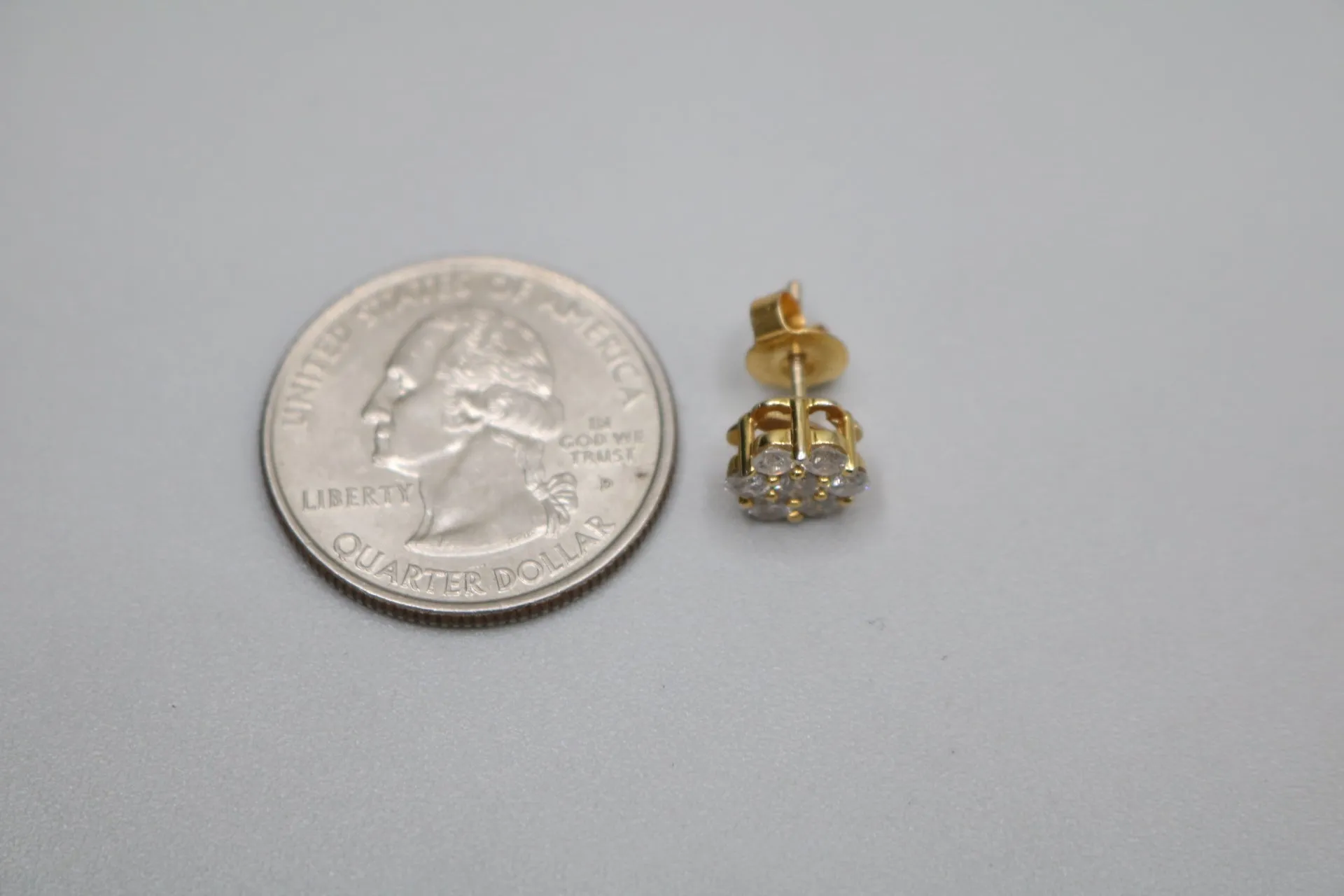 14K Yellow Gold Cluster Diamond Stud Earring (.49 CTW)