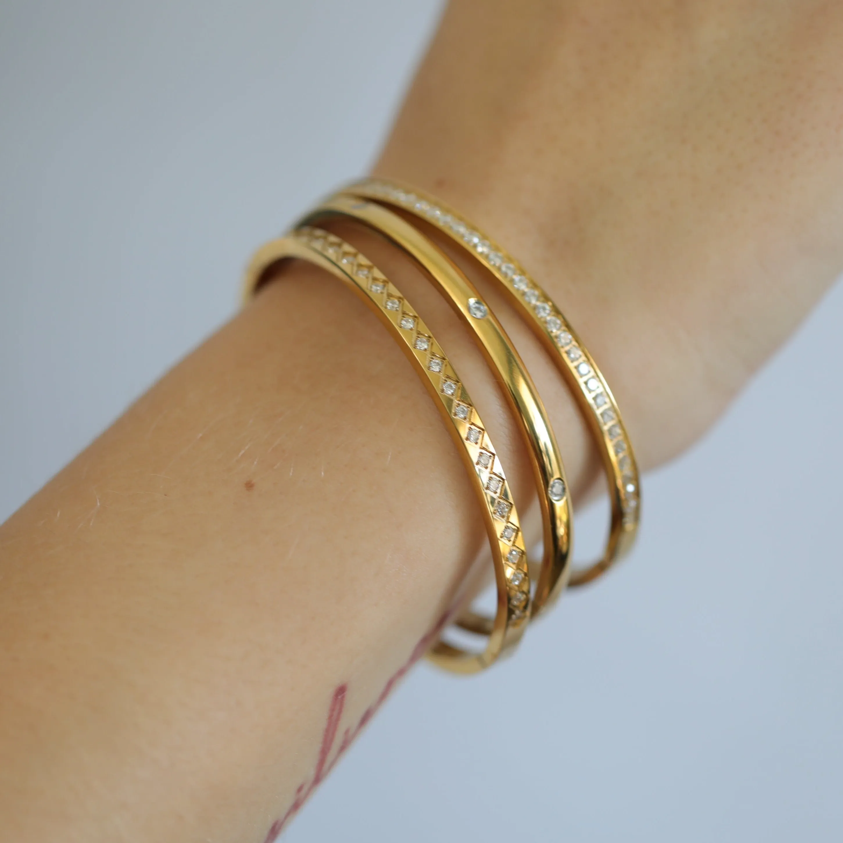 18K Gold-Filled Zircon Clip-on Bangle