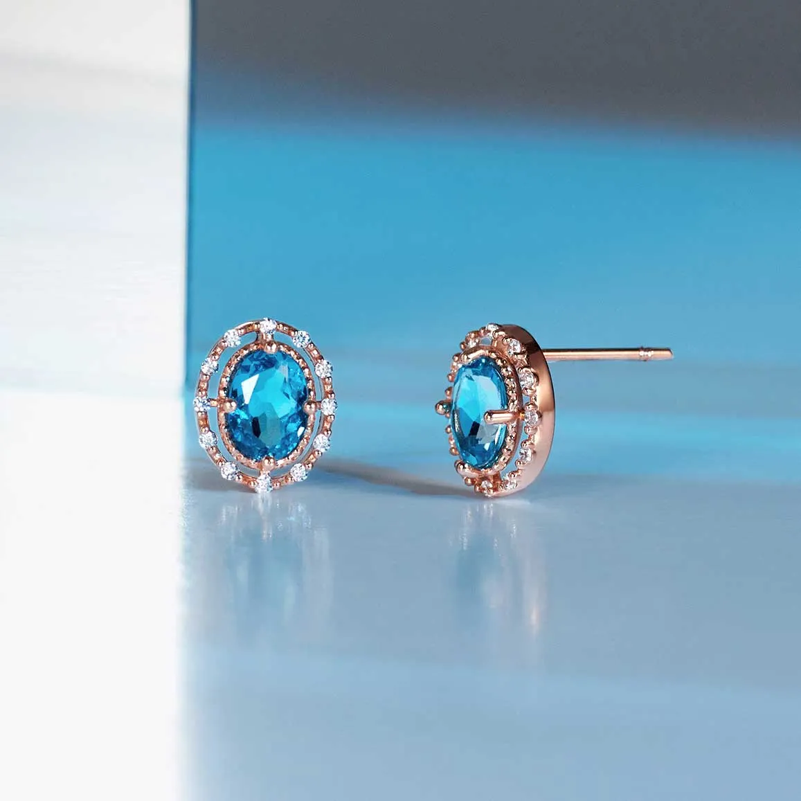 [18K Gold] Liena Blue Topaz Earrings