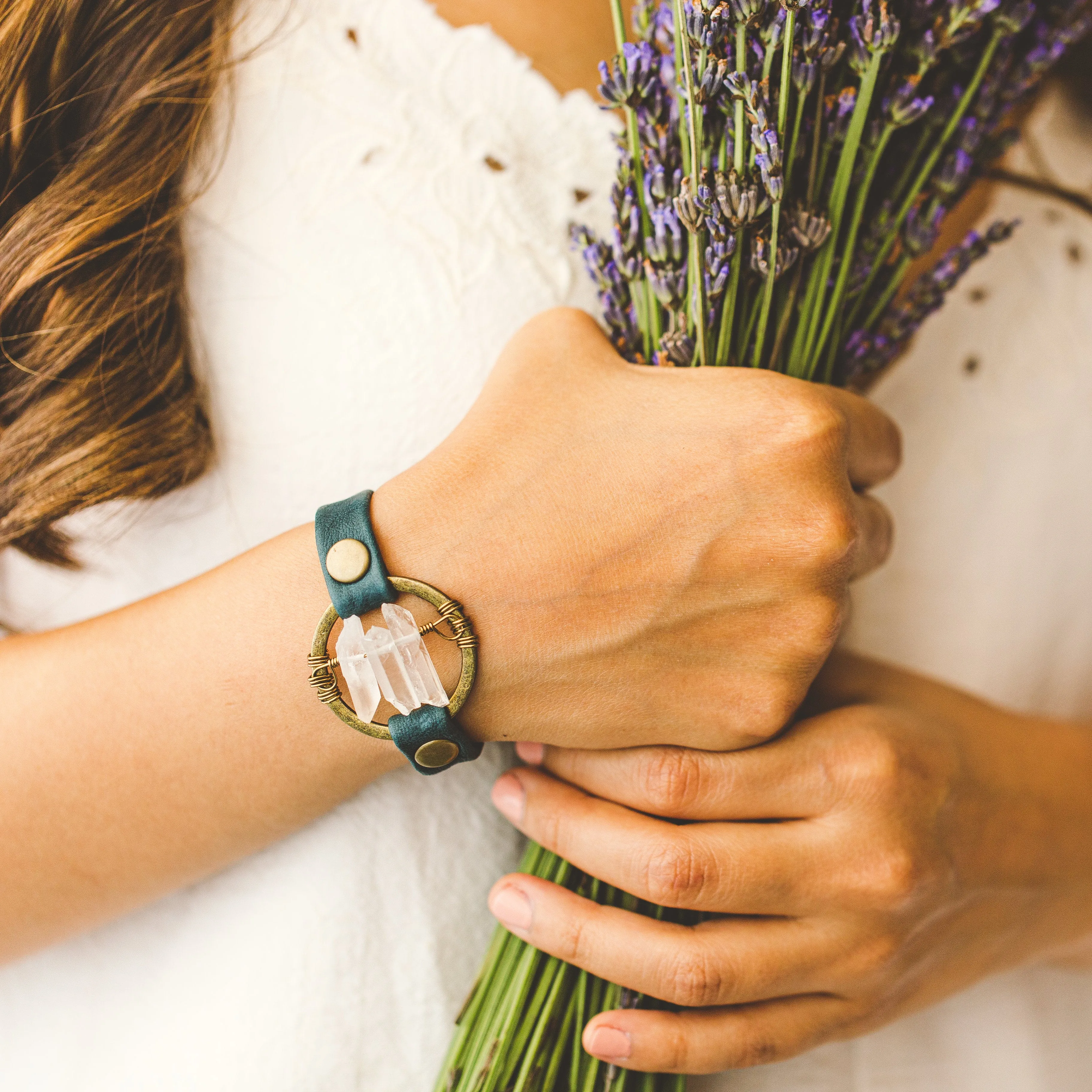 Be the Light Bracelet - Antique Brass