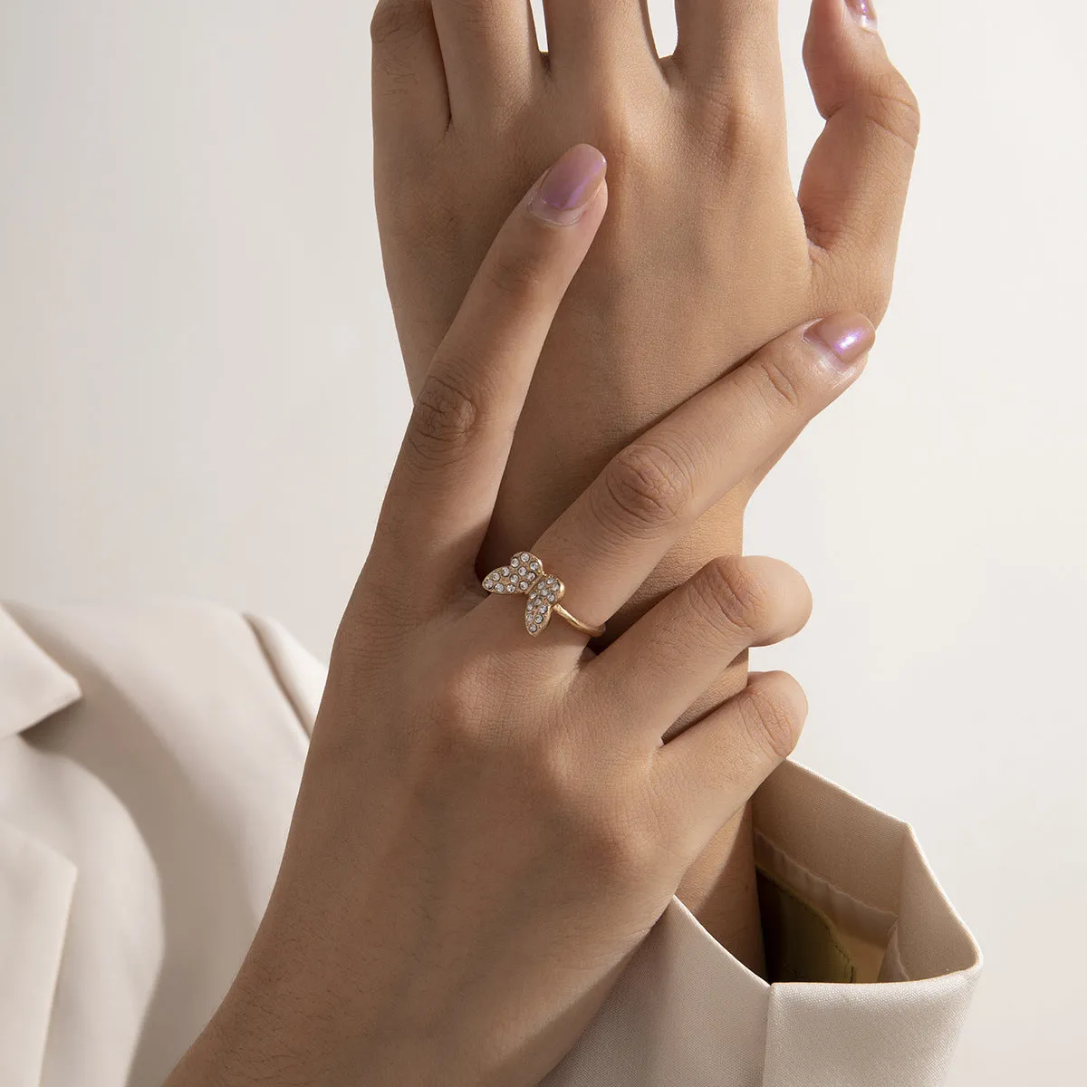 Elegant Butterfly and Geometric Zircon Bracelet and Ring Set