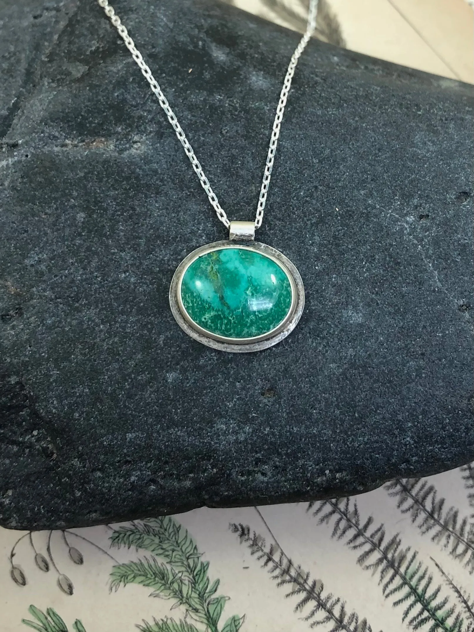 Hubei Turquoise Horizontal Oval Layering Necklace