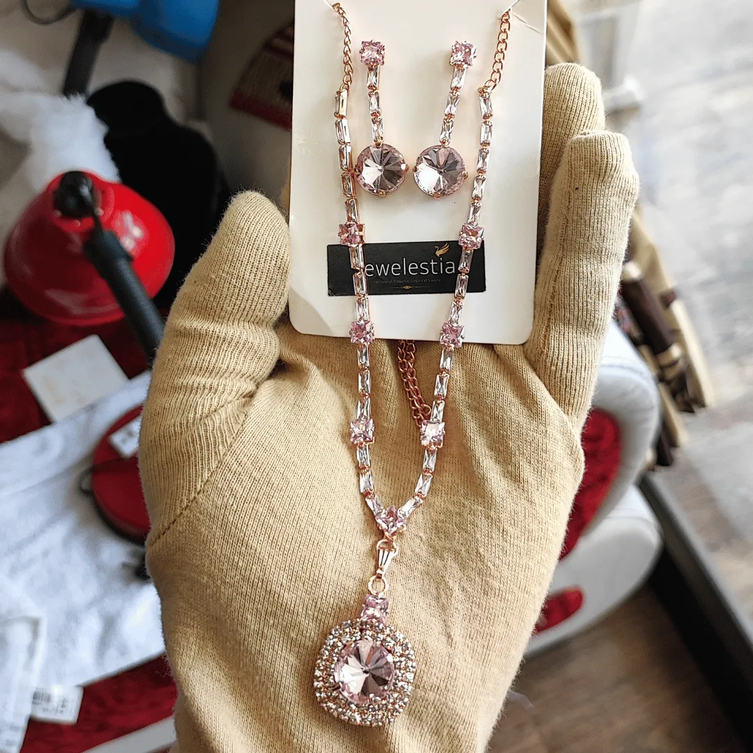 Jewelestia Royal Charm Set