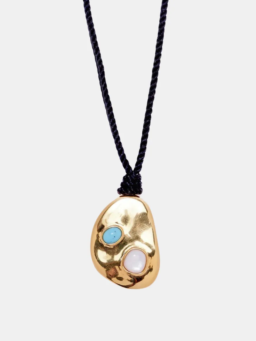 Luna Pendant Necklace