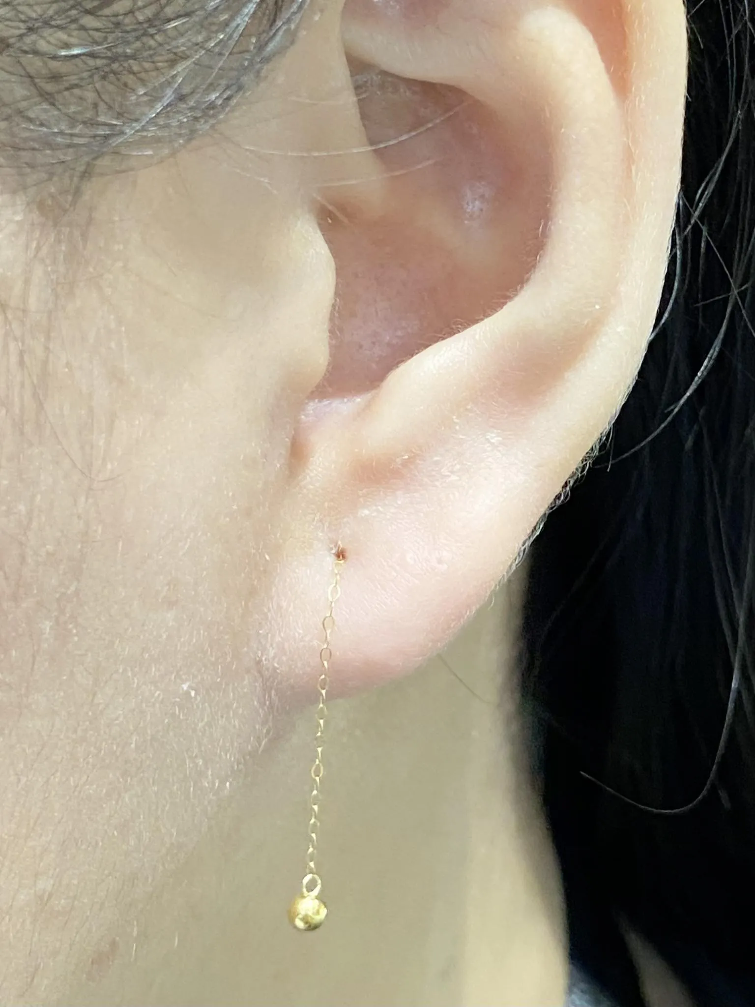 #LVNA2024 | Golden Ball Drop Dangling Earrings 18kt