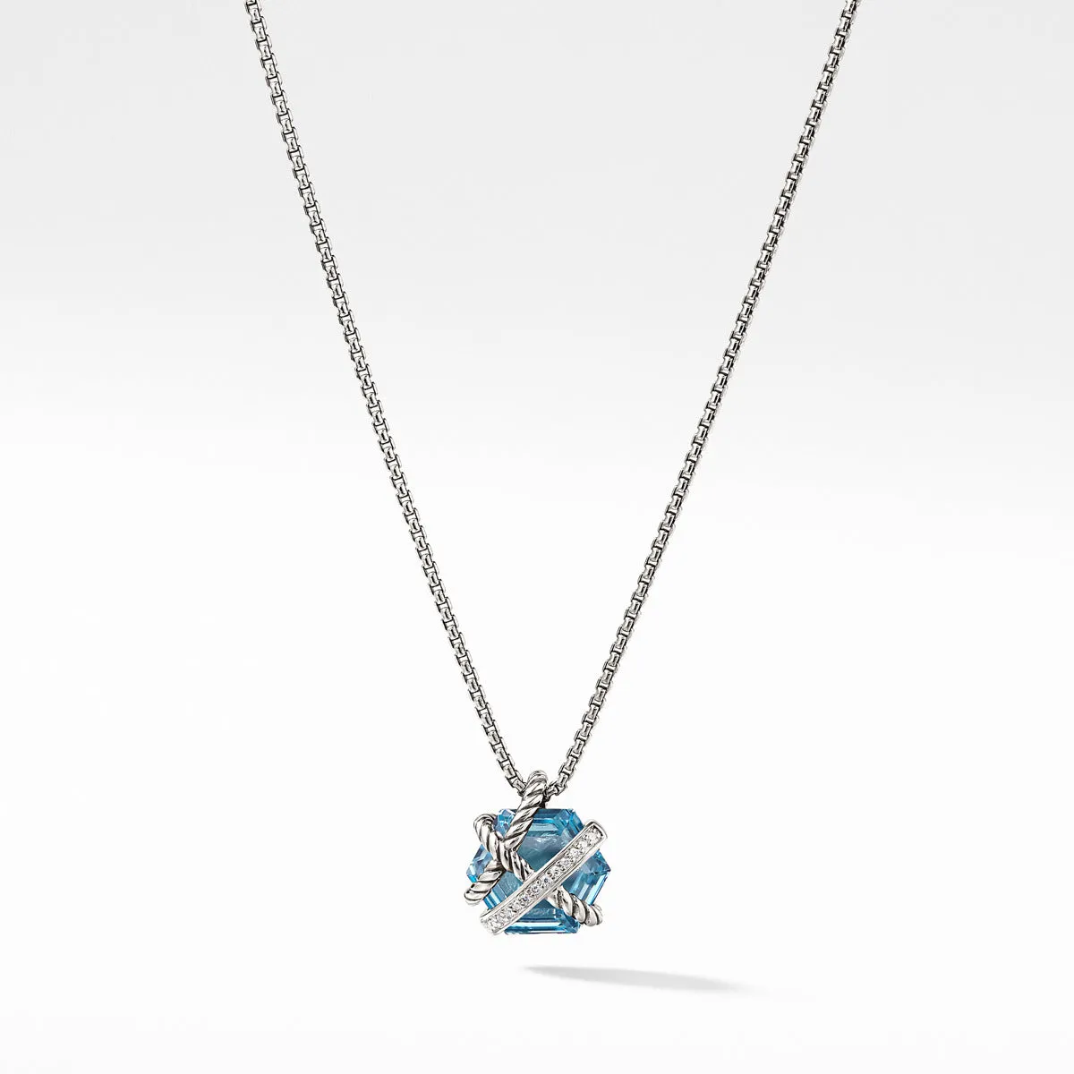 Necklace with Blue Topaz and Diamonds