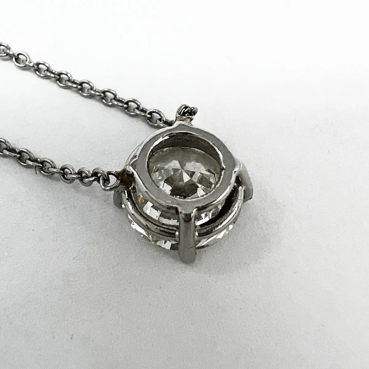 Platinum Diamond Pendant Necklace