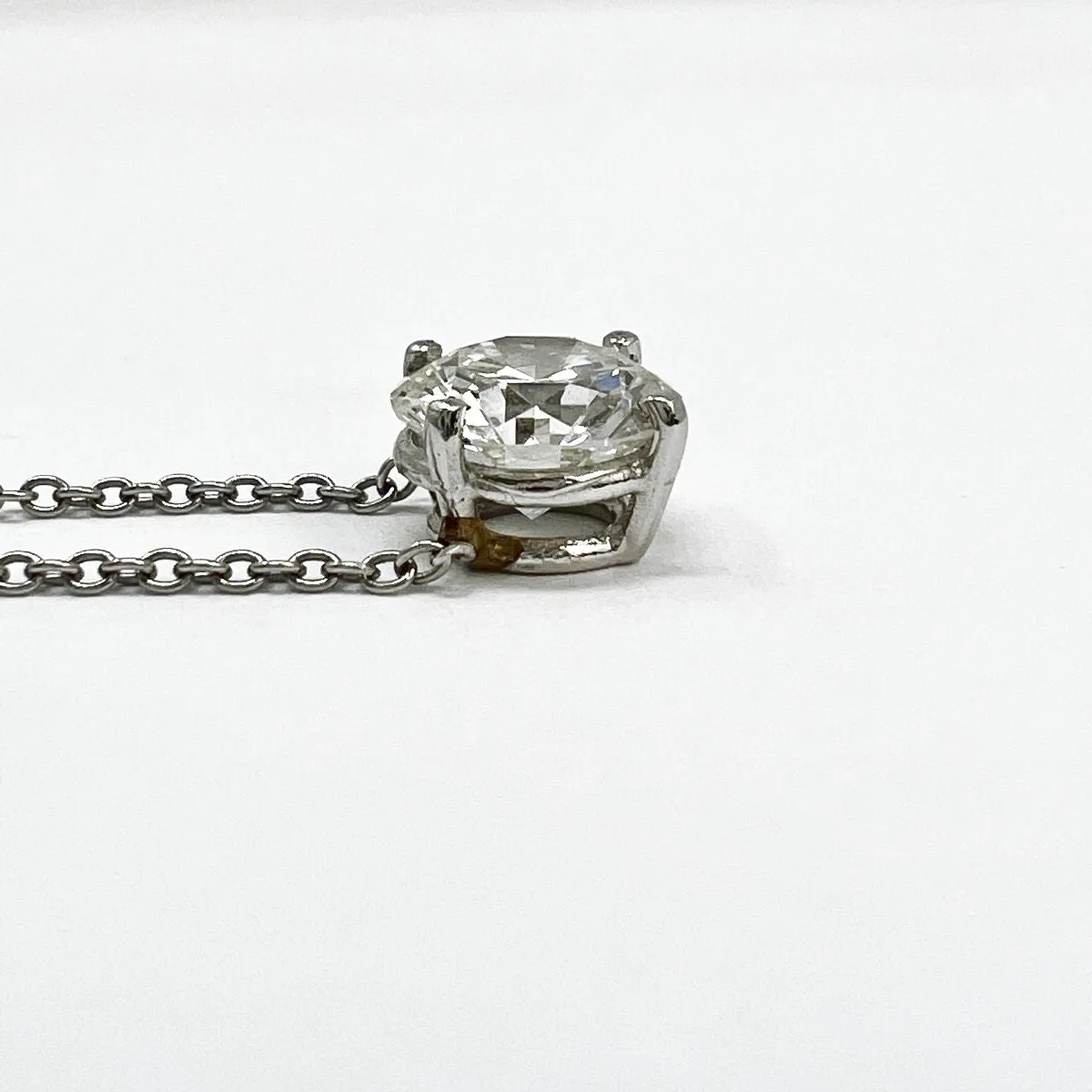 Platinum Diamond Pendant Necklace